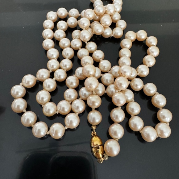 Vintage Monet Faux Pearl Necklace Knotted Opera Length  35 inch 1960s - Picture 6 of 11